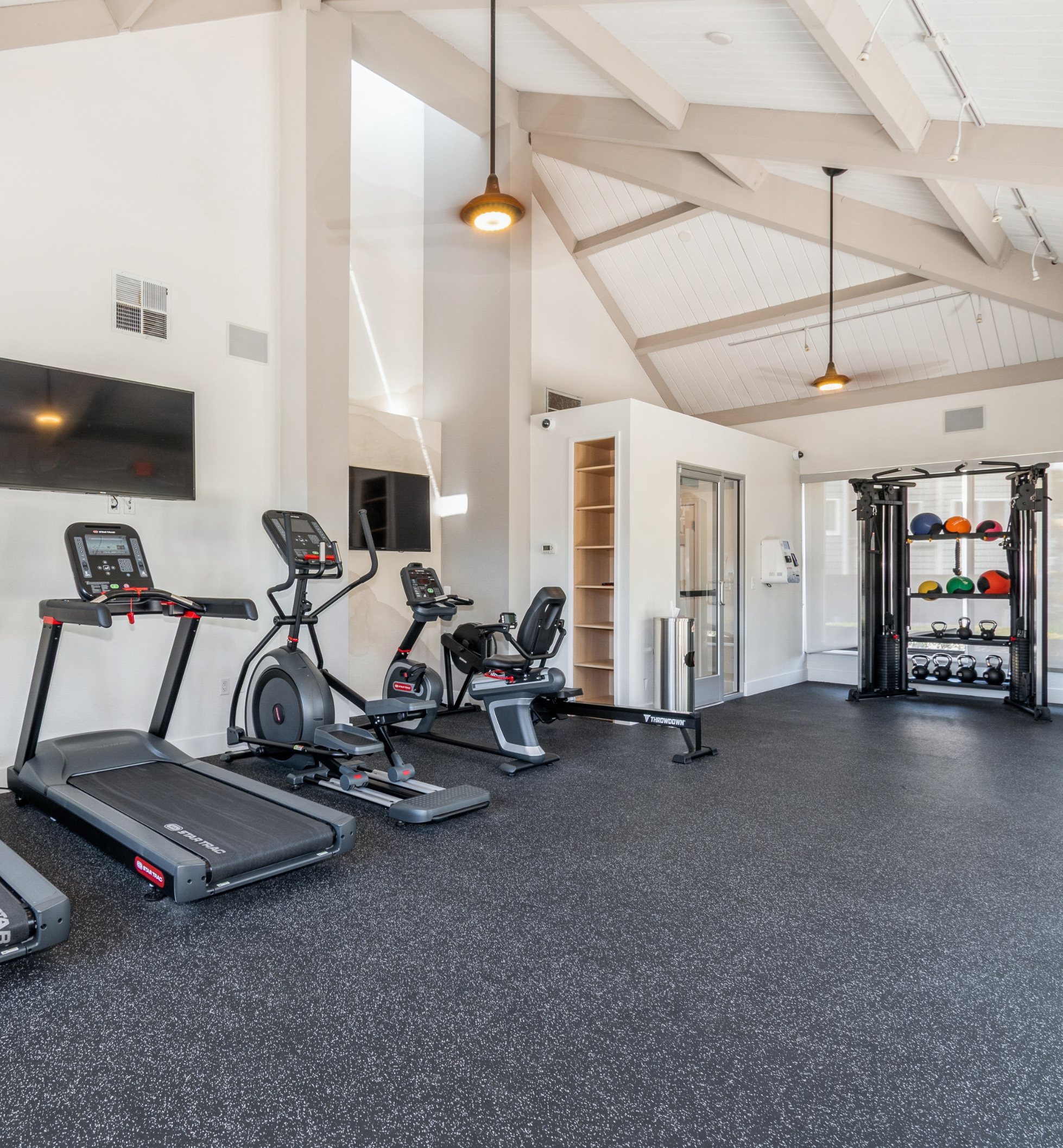 Pacifica Park - Pacifica, CA - Fitness Center